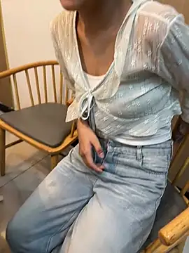CoCo-love520 online show from 31, 7, 2026