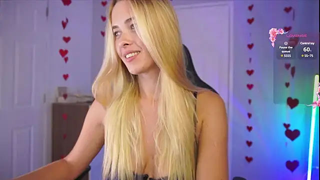 Snapshot of DanikaDillan chatting on 13, 2, 2025 DanikaDillan online show from 13, 2, 2025