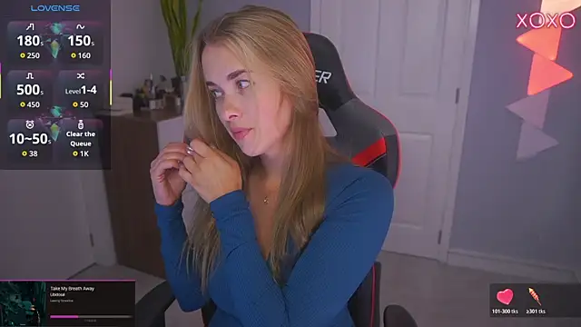 Snapshot of DanikaDillan chatting on 11, 1, 2026 DanikaDillan online show from 11, 1, 2026