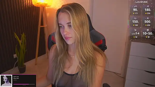 Snapshot of DanikaDillan chatting on 7, 2, 2026 DanikaDillan online show from 7, 2, 2026