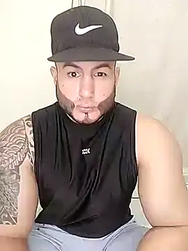 Snapshot of noamkamartinez chatting on 6, 8, 2026 noamkamartinez online show from 6, 8, 2026