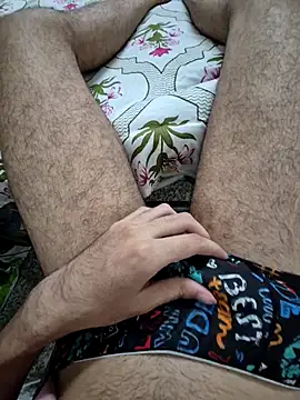 desiguytall online show from 5, 8, 2026