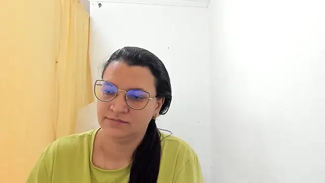 MARILYN GARCIA online show from 23, 10, 2025