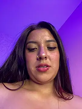 Snapshot of Megan_Vixen18 chatting on 8, 8, 2026 Megan Vixen18 online show from 8, 8, 2026