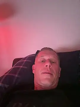 slaveboy2016xh online show from 4, 1, 2025