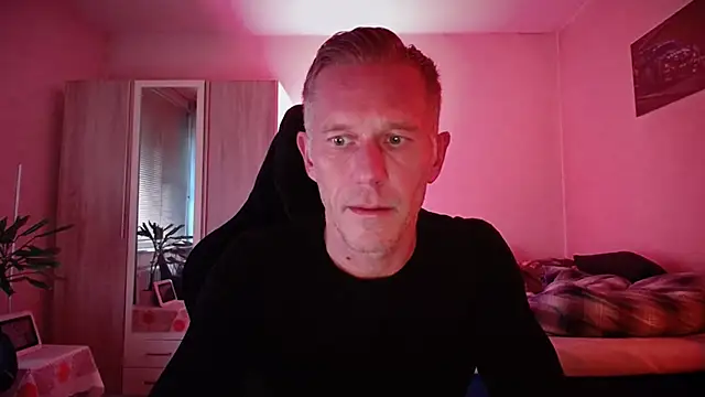 slaveboy2016xh online show from 16, 10, 2025