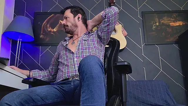 ChrisKox online show from 24, 11, 2025