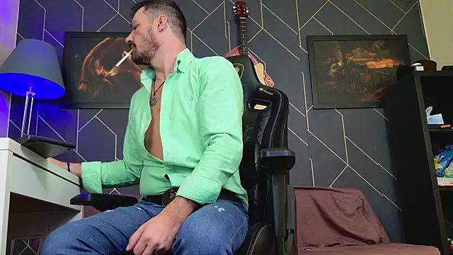 ChrisKox online show from 5, 12, 2025