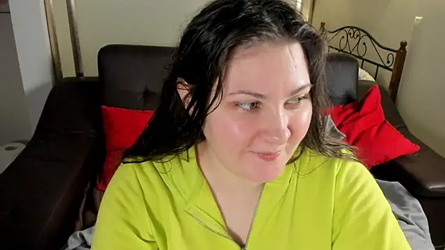 Snapshot of MarySwon chatting on 4, 1, 2025 MarySwon online show from 4, 1, 2025