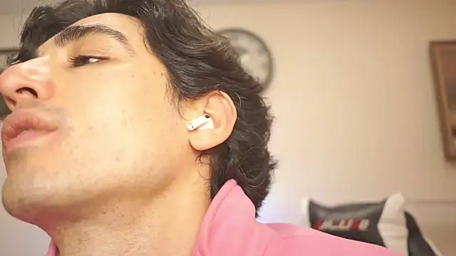 AlanDeNavarre online show from 12, 2, 2025