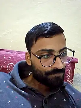 Snapshot of krishna8035 chatting on 27, 2, 2025 krishna8035 online show from 27, 2, 2025