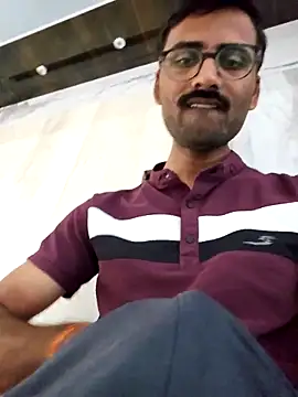 Snapshot of krishna8035 chatting on 16, 3, 2025 krishna8035 online show from 16, 3, 2025