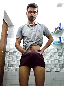 Snapshot of krishna8035 chatting on 26, 10, 2025 krishna8035 online show from 26, 10, 2025