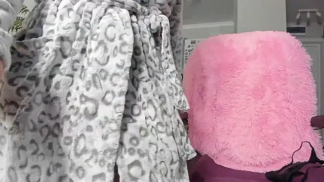 ChristinaGlory online show from 30, 12, 2024