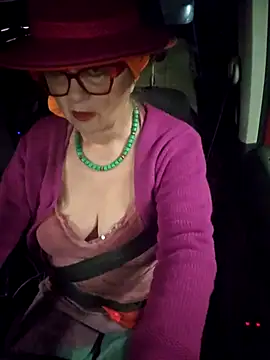 Snapshot of MucMilf59 chatting on 11, 11, 2025 MucMilf59 online show from 11, 11, 2025