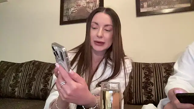 Snapshot of Blondeqlove chatting on 31, 12, 2024 Blondeqlove online show from 31, 12, 2024