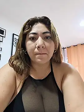 Snapshot of kendra_fire chatting on 8, 6, 2026 kendra fire online show from 8, 6, 2026