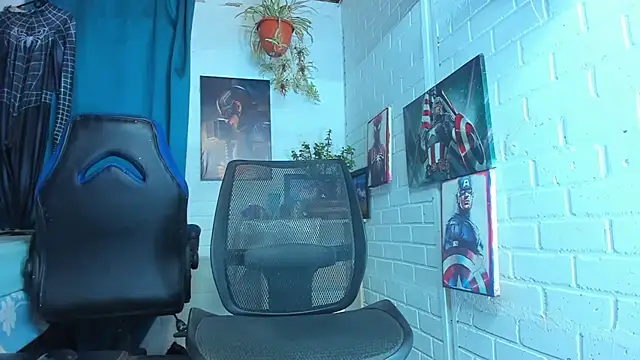 Zack Grey online show from 18, 2, 2025