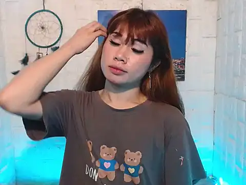 urasian shirley21 online show from 15, 2, 2026