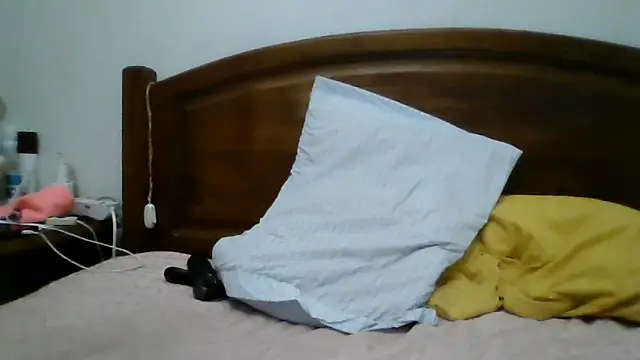 Snapshot of CarlosRocha73 chatting on 8, 6, 2026 CarlosRocha73 online show from 8, 6, 2026