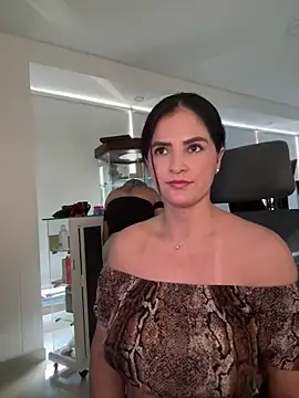 Snapshot of Carolina_Novoa chatting on 16, 1, 2025 Carolina Novoa online show from 16, 1, 2025