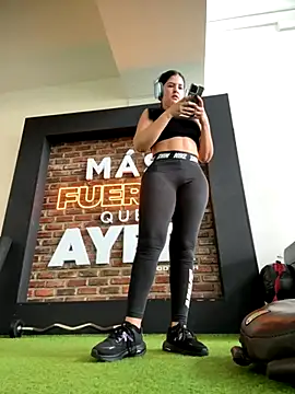 Snapshot of Carolina_Novoa chatting on 22, 10, 2025 Carolina Novoa online show from 22, 10, 2025