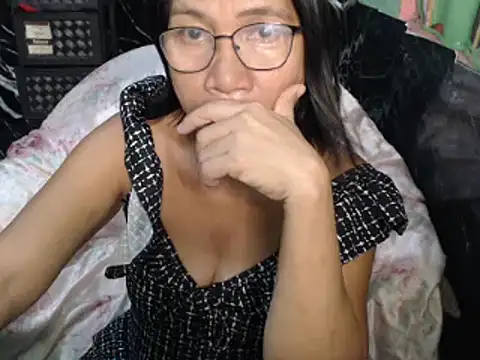 ASIANDOLLY4U online show from 16, 4, 2026