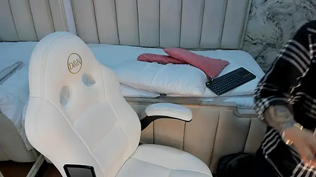 amy ink online show from 26, 9, 2025