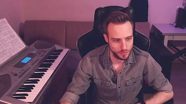 Sweetparker online show from 10, 1, 2025