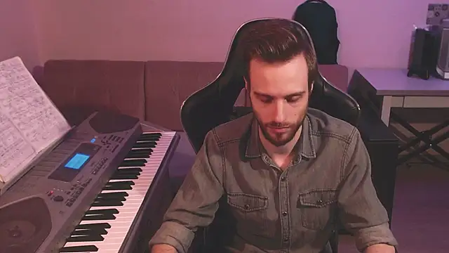 Sweetparker online show from 3, 3, 2025