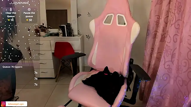 Snapshot of Fallengangel chatting on 20, 1, 2025 Fallengangel online show from 20, 1, 2025