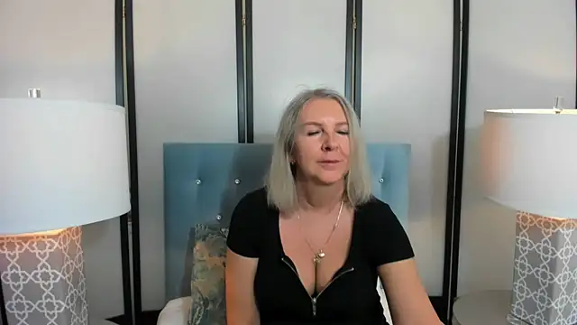 Snapshot of EricaTop chatting on 13, 2, 2025 EricaTop online show from 13, 2, 2025