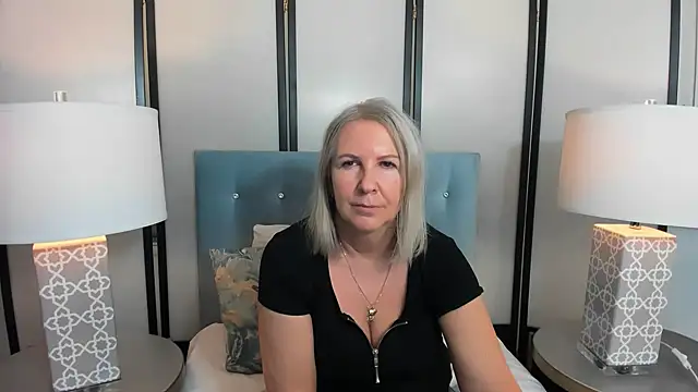 Snapshot of EricaTop chatting on 24, 2, 2025 EricaTop online show from 24, 2, 2025