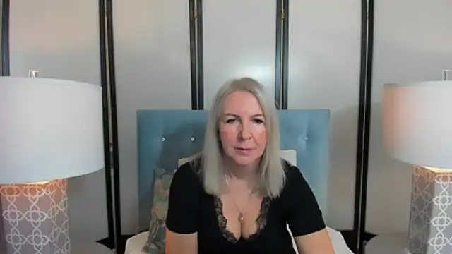 Snapshot of EricaTop chatting on 29, 11, 2025 EricaTop online show from 29, 11, 2025