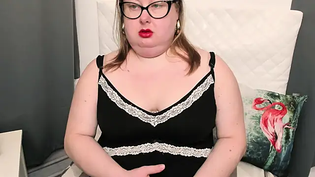 Snapshot of dirtyBonnie chatting on 3, 2, 2025 dirtyBonnie online show from 3, 2, 2025