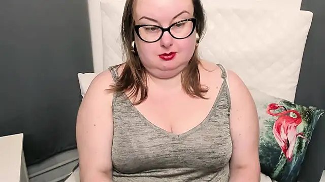 Snapshot of dirtyBonnie chatting on 4, 2, 2025 dirtyBonnie online show from 4, 2, 2025