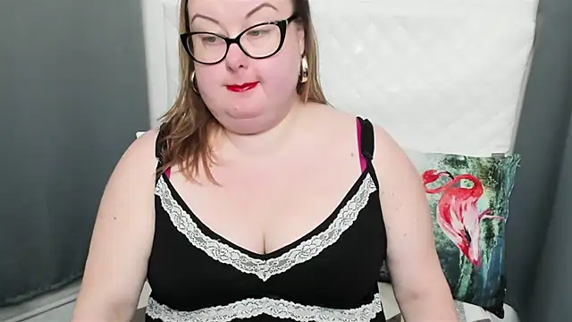 Snapshot of dirtyBonnie chatting on 11, 2, 2025 dirtyBonnie online show from 11, 2, 2025