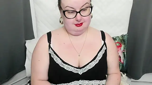 Snapshot of dirtyBonnie chatting on 4, 3, 2025 dirtyBonnie online show from 4, 3, 2025