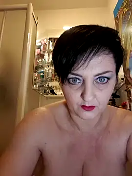 lucillabollente online show from 22, 2, 2025