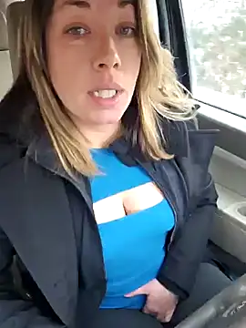 Snapshot of _NinaLuvSins_ chatting on 28, 1, 2025 NinaLuvSins online show from 28, 1, 2025