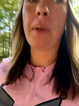 Snapshot of _NinaLuvSins_ chatting on 12, 9, 2025 NinaLuvSins online show from 12, 9, 2025