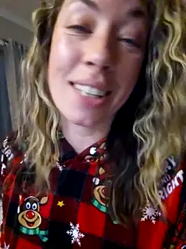 Snapshot of _NinaLuvSins_ chatting on 15, 11, 2025 NinaLuvSins online show from 15, 11, 2025