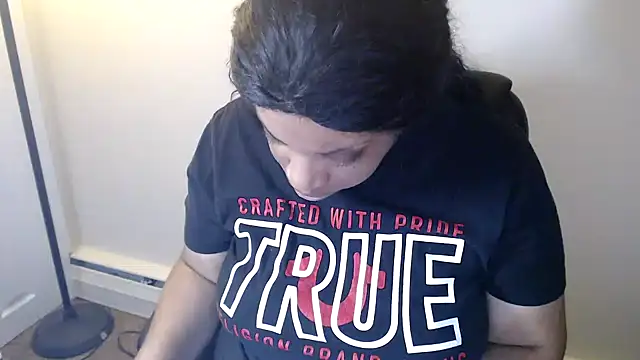 Sexymona1218 online show from 5, 2, 2026