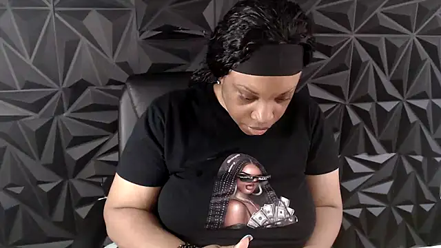 Sexymona1218 online show from 27, 6, 2026