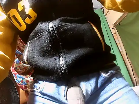 desiboy1101 online show from 3, 1, 2025