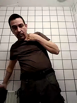 Snapshot of dick81 chatting on 5, 2, 2026 dick81 online show from 5, 2, 2026