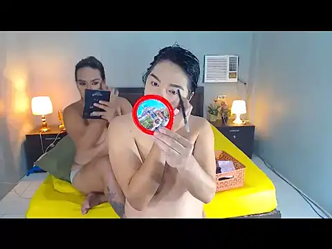 Snapshot of BadGirlsInBedXX chatting on 1, 3, 2026 BadGirlsInBedXX online show from 1, 3, 2026