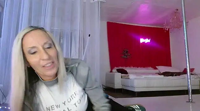 Snapshot of Sweet-Ginger chatting on 16, 12, 2024 Sweet-Ginger online show from 16, 12, 2024