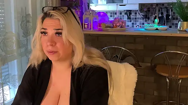 Monageil online show from 18, 2, 2025