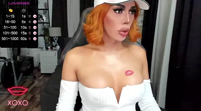 Snapshot of Forever_MissCandace chatting on 14, 12, 2024 Forever MissCandace online show from 14, 12, 2024